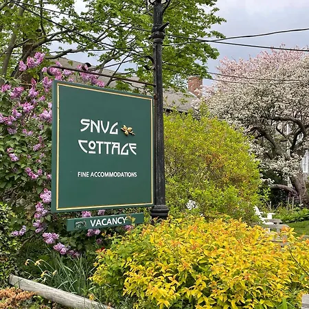 Snug Cottage-2